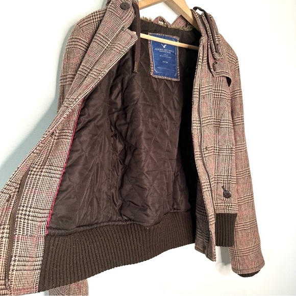 American Eagle Brown Plaid Houndstooth Tweed Hooded Bomber Jacket Size Medium - Picture 3 of 6